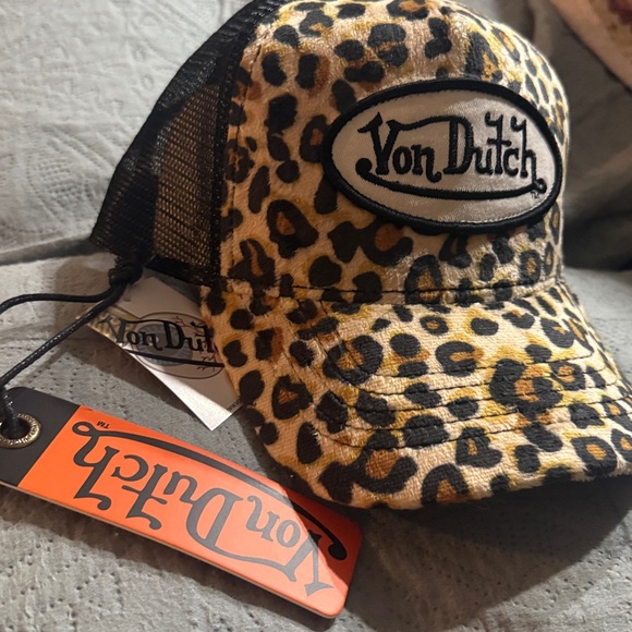 Von Dutch Animal Print  Hat - Picture 6 of 6
